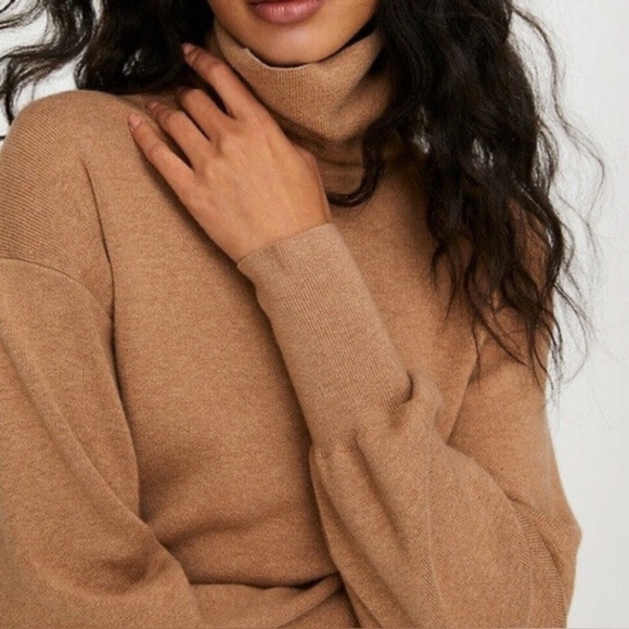 Wilfred Women's Tan Rebecca Turtleneck cropped Sweater Merino wool Size XS - Picture 4 of 13